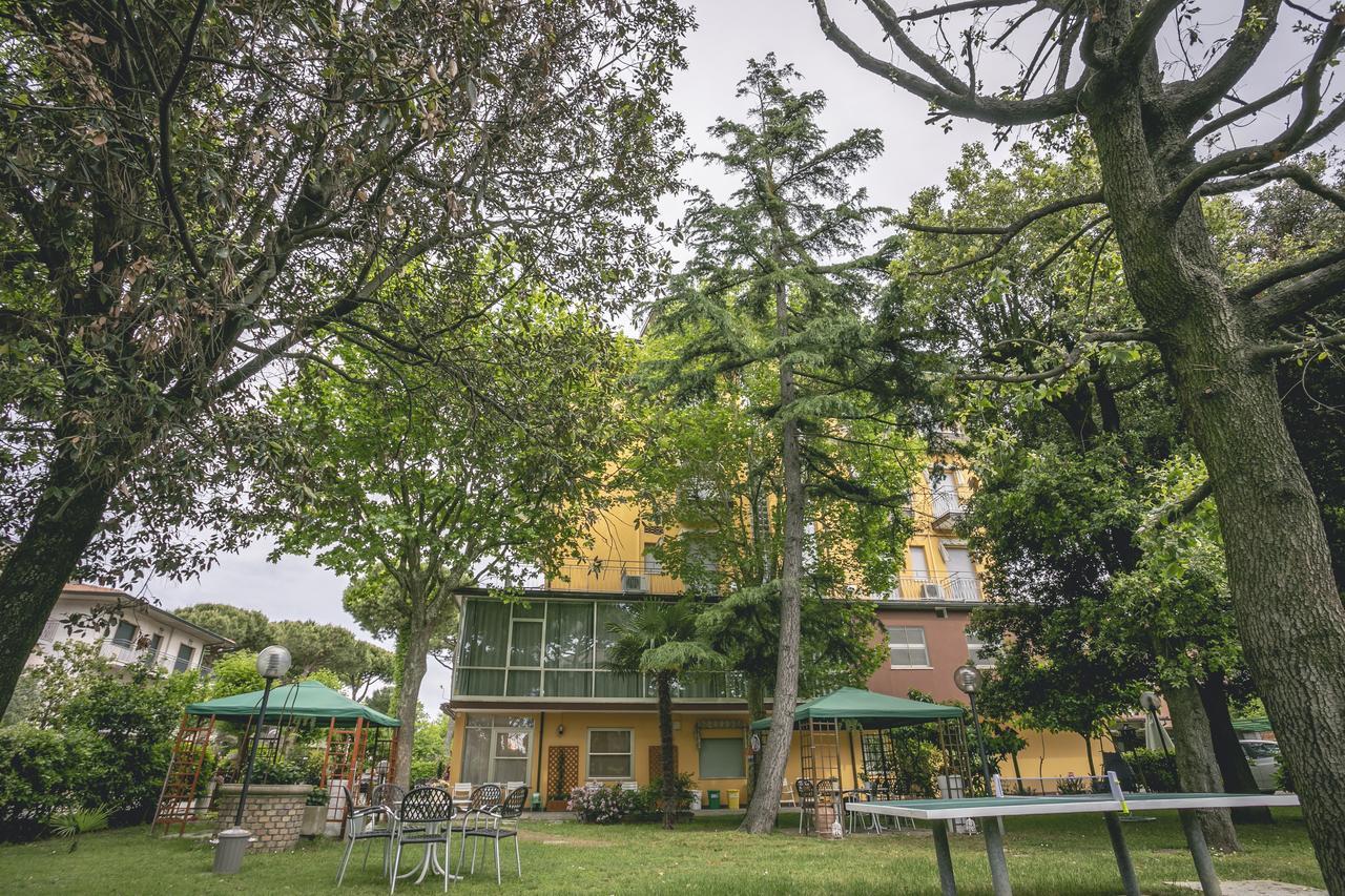 Hotel Del Falco チェルヴィア エクステリア 写真